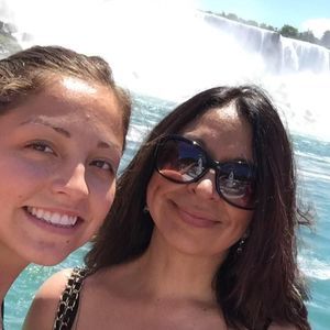 Meet your Posher, Cecilia